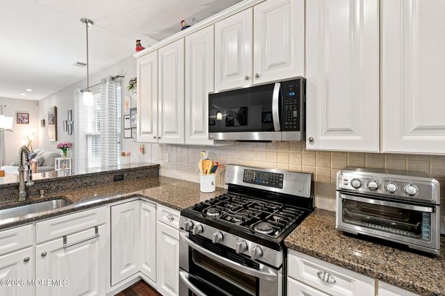 74 Marlow Drive, Jackson, NJ 08527