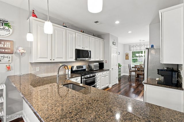 74 Marlow Drive, Jackson, NJ 08527