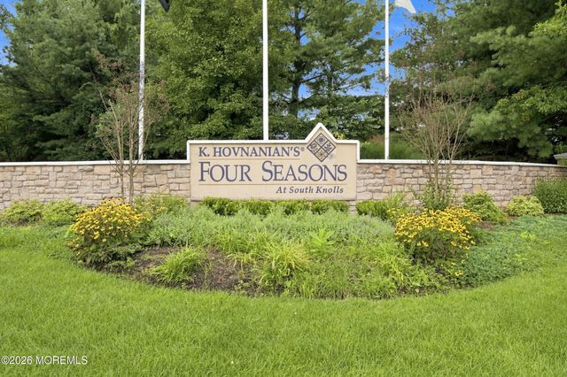 74 Marlow Drive, Jackson, NJ 08527