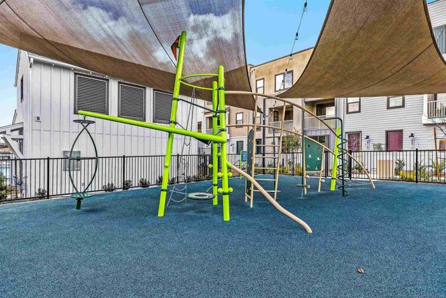 2572 Chamomile, Carlsbad, CA 92008