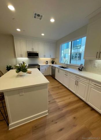 2572 Chamomile, Carlsbad, CA 92008