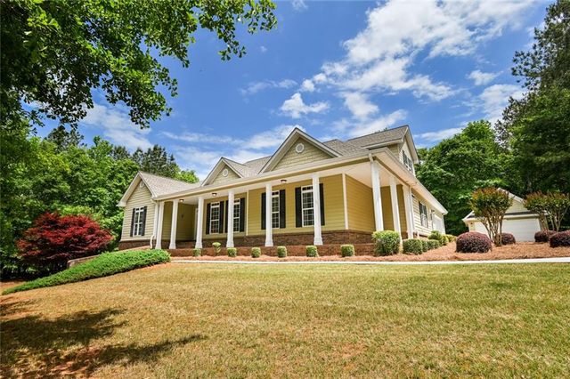 35 Nicklaus Circle, Social Circle, GA 30025