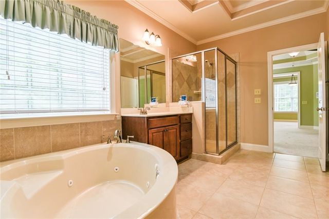 35 Nicklaus Circle, Social Circle, GA 30025