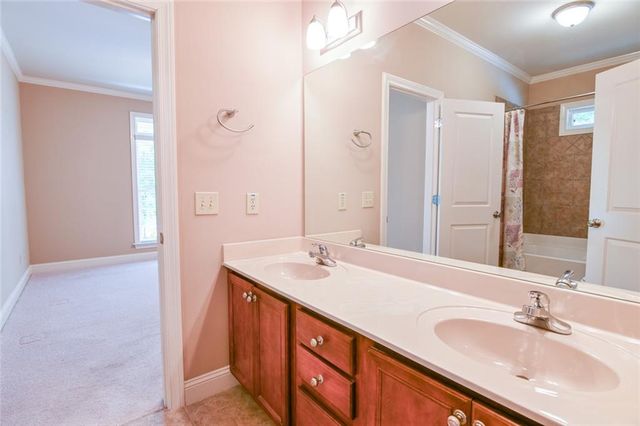 35 Nicklaus Circle, Social Circle, GA 30025