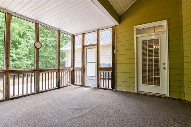 35 Nicklaus Circle, Social Circle, GA 30025