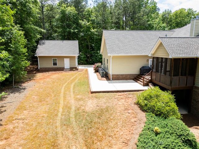 35 Nicklaus Circle, Social Circle, GA 30025