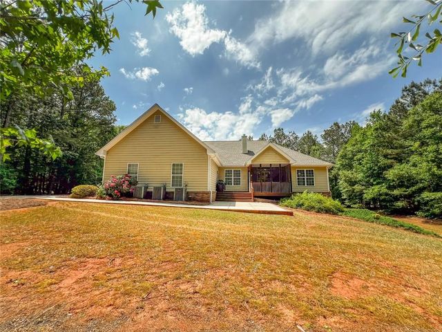 35 Nicklaus Circle, Social Circle, GA 30025
