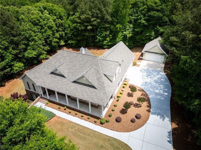 35 Nicklaus Circle, Social Circle, GA 30025