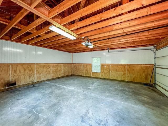35 Nicklaus Circle, Social Circle, GA 30025