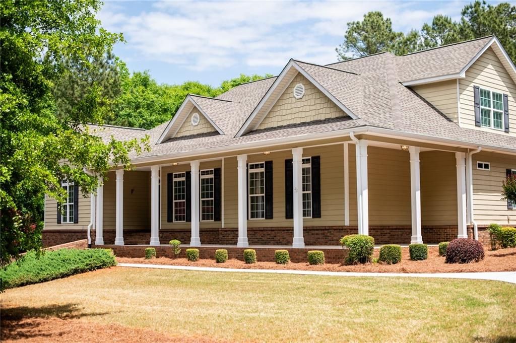 35 Nicklaus Circle, Social Circle, GA 30025