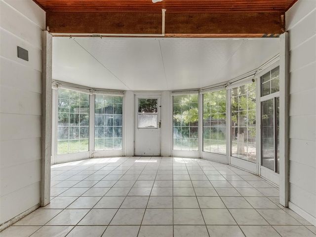 11401 Matthews Avenue, Oklahoma City, OK 73162