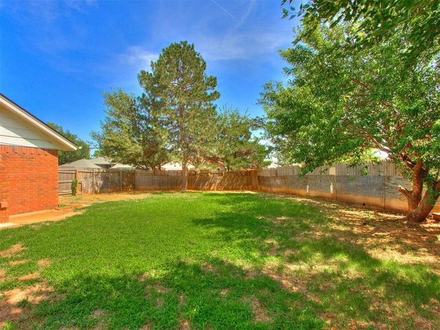 11401 Matthews Avenue, Oklahoma City, OK 73162