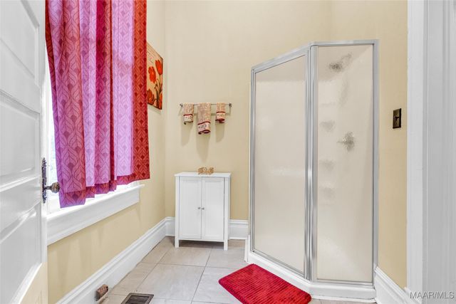 1802 Madison Avenue, Montgomery, AL 36107