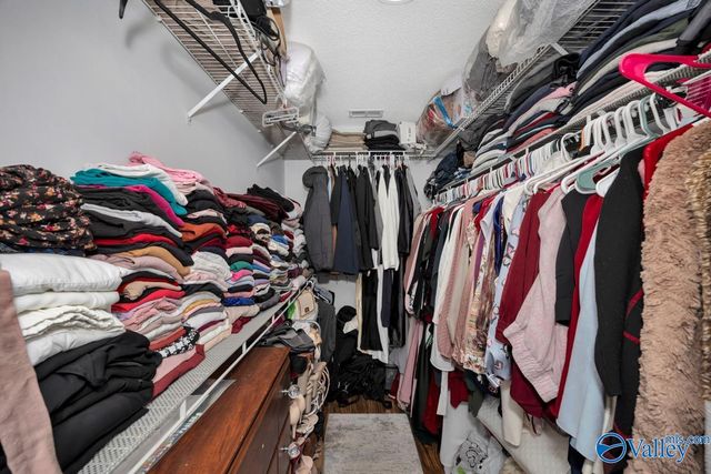 1616 Lake Manor Drive, Decatur, AL 35603