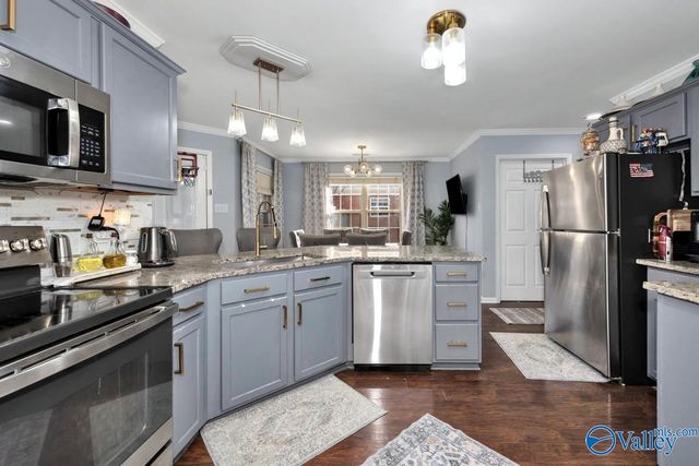 1616 Lake Manor Drive, Decatur, AL 35603