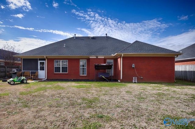 1616 Lake Manor Drive, Decatur, AL 35603