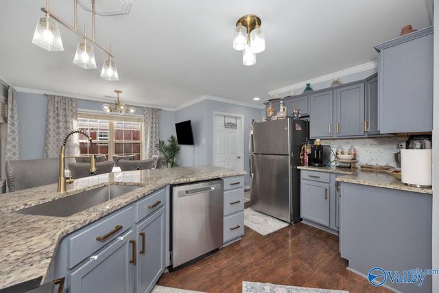 1616 Lake Manor Drive, Decatur, AL 35603