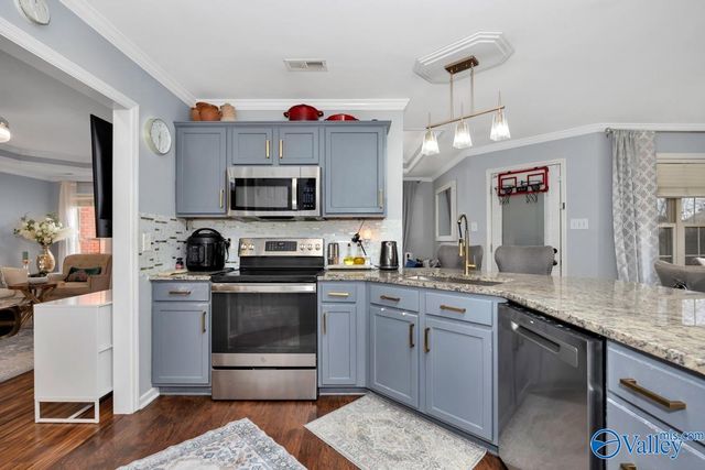 1616 Lake Manor Drive, Decatur, AL 35603