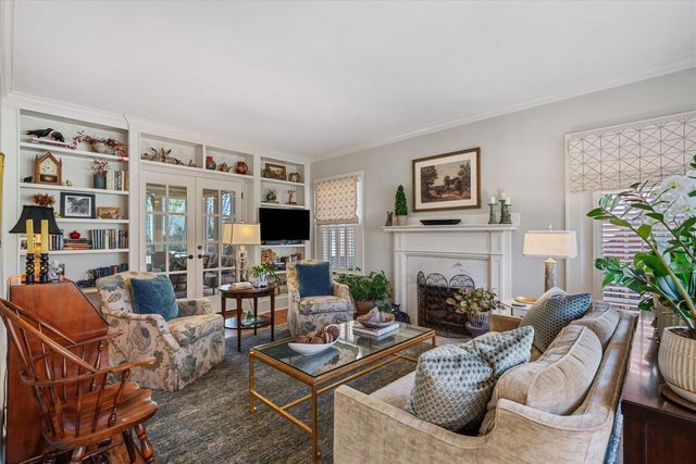 2235 JEFFERSON AVE, Memphis, TN 38104