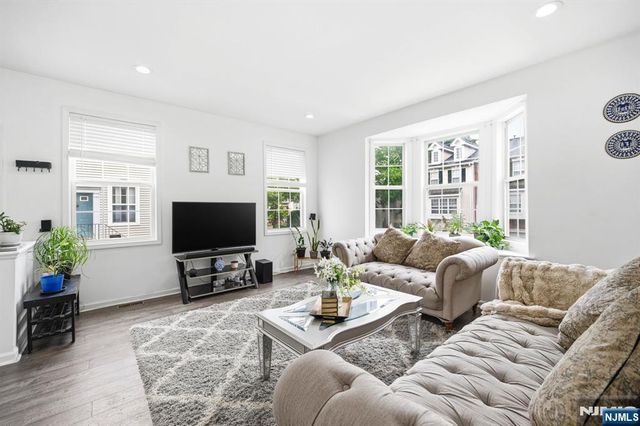 216 Barringer, Nutley, NJ 07110