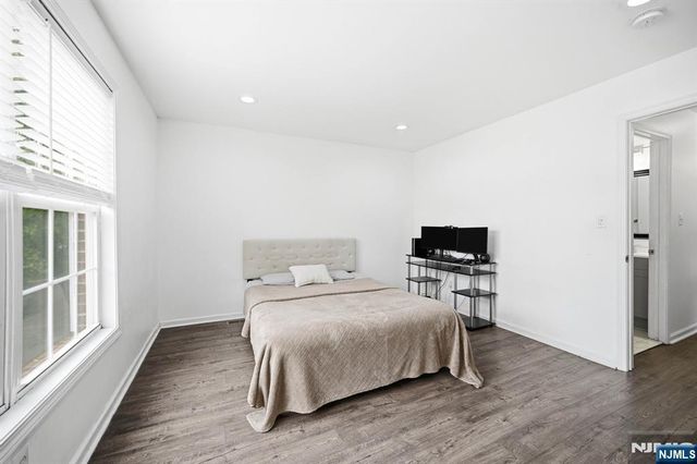 216 Barringer, Nutley, NJ 07110