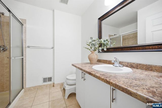 216 Barringer, Nutley, NJ 07110