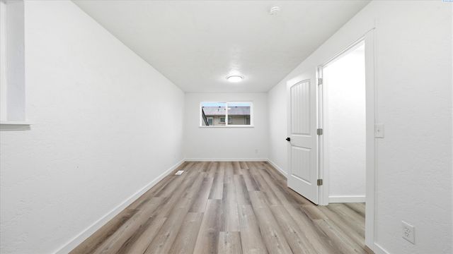 1606 W 19th Ave., Kennewick, WA 99336