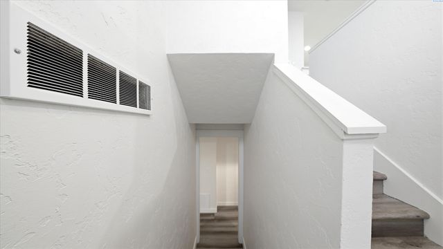 1606 W 19th Ave., Kennewick, WA 99336