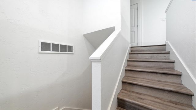 1606 W 19th Ave., Kennewick, WA 99336