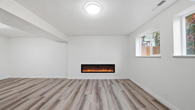 1606 W 19th Ave., Kennewick, WA 99336