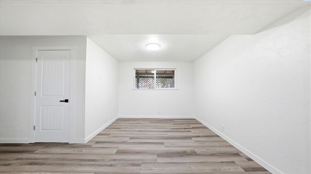 1606 W 19th Ave., Kennewick, WA 99336