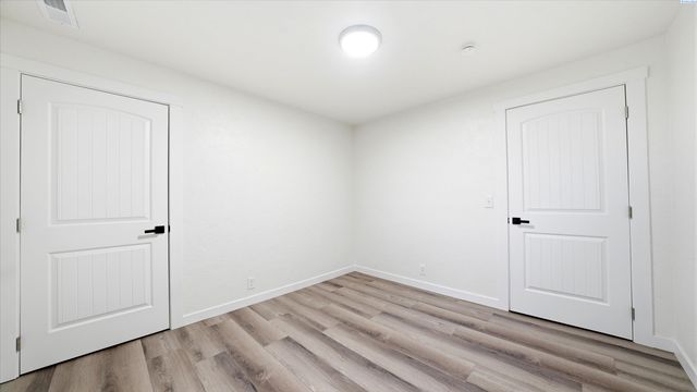 1606 W 19th Ave., Kennewick, WA 99336