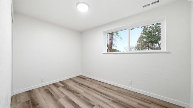 1606 W 19th Ave., Kennewick, WA 99336