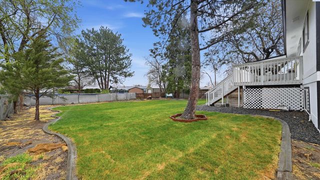 1606 W 19th Ave., Kennewick, WA 99336