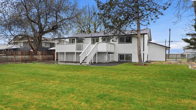 1606 W 19th Ave., Kennewick, WA 99336