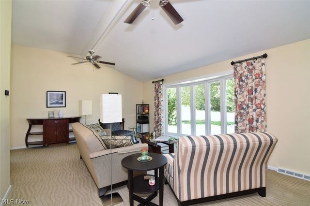 37216 Deer Run, Solon, OH 44139