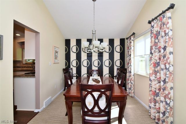 37216 Deer Run, Solon, OH 44139
