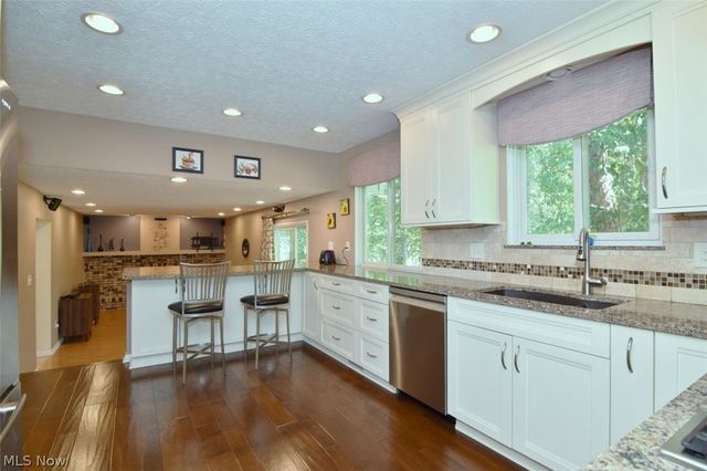 37216 Deer Run, Solon, OH 44139
