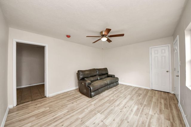 10506 Sierra Drive, Houston, TX 77051