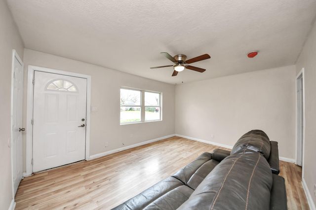 10506 Sierra Drive, Houston, TX 77051