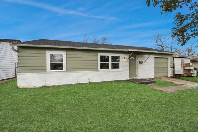 10506 Sierra Drive, Houston, TX 77051