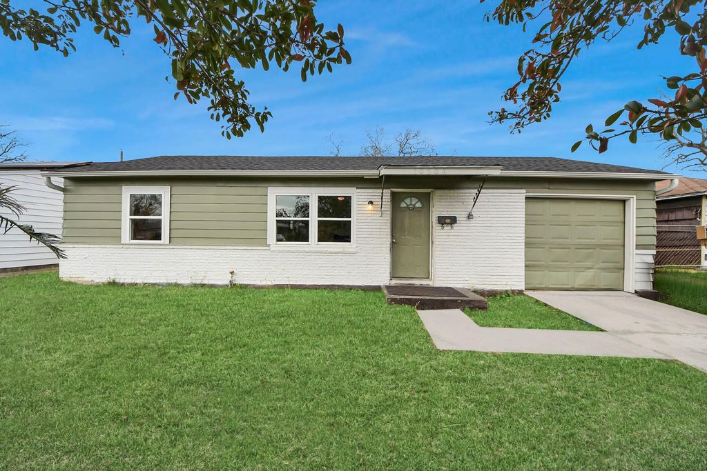 10506 Sierra Drive, Houston, TX 77051