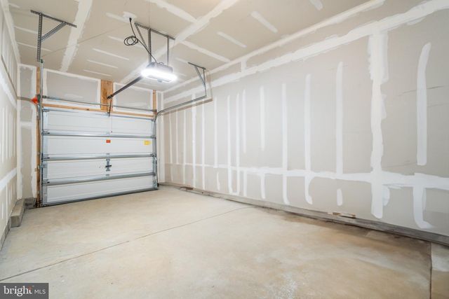 214 HERMOSA DR, Egg Harbor Township, NJ 08234