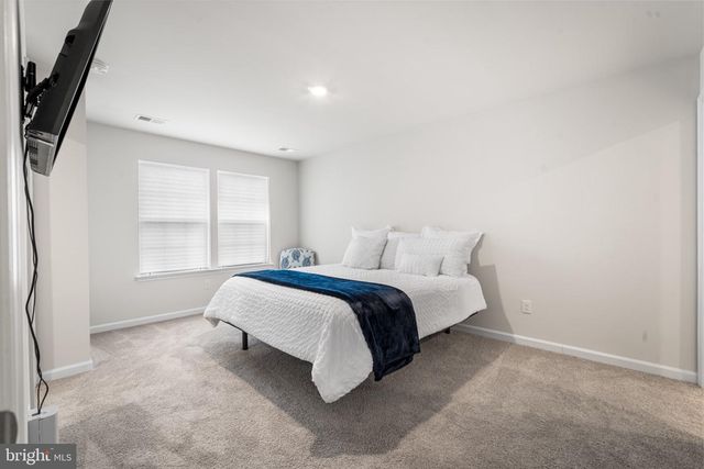 214 HERMOSA DR, Egg Harbor Township, NJ 08234