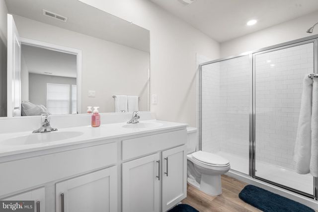 214 HERMOSA DR, Egg Harbor Township, NJ 08234