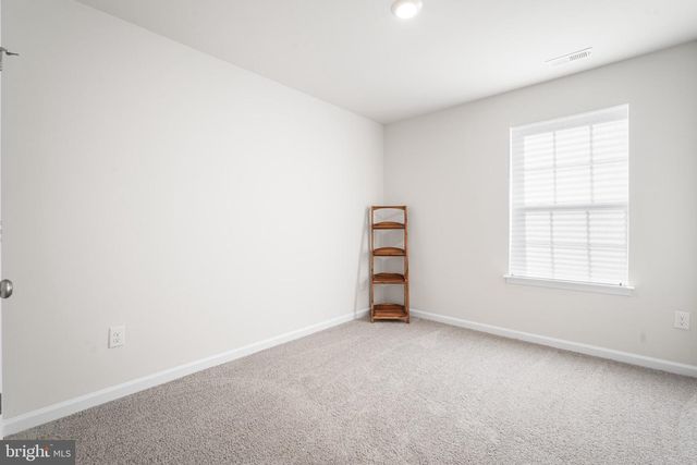 214 HERMOSA DR, Egg Harbor Township, NJ 08234