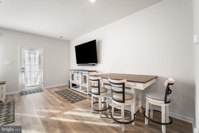 214 HERMOSA DR, Egg Harbor Township, NJ 08234