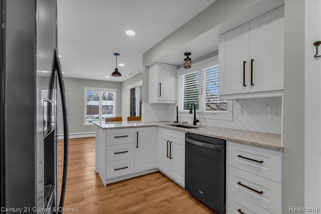29118 Clarita Street, Livonia, MI 48152