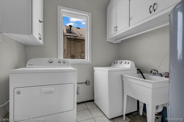 29118 Clarita Street, Livonia, MI 48152