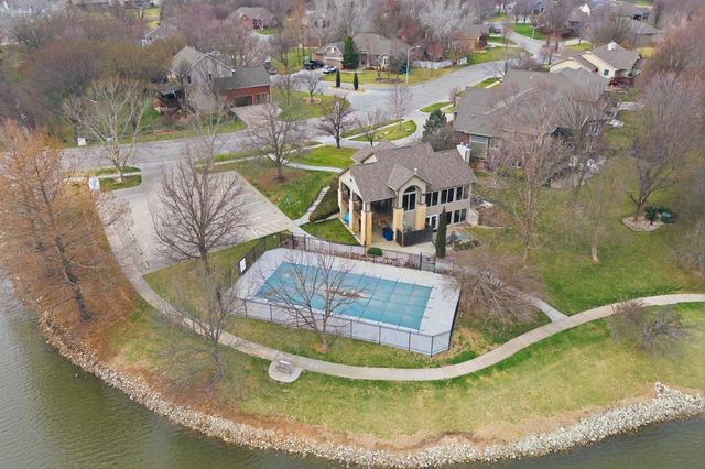 1221 N HICKORY CREEK CT, Wichita, KS 67235